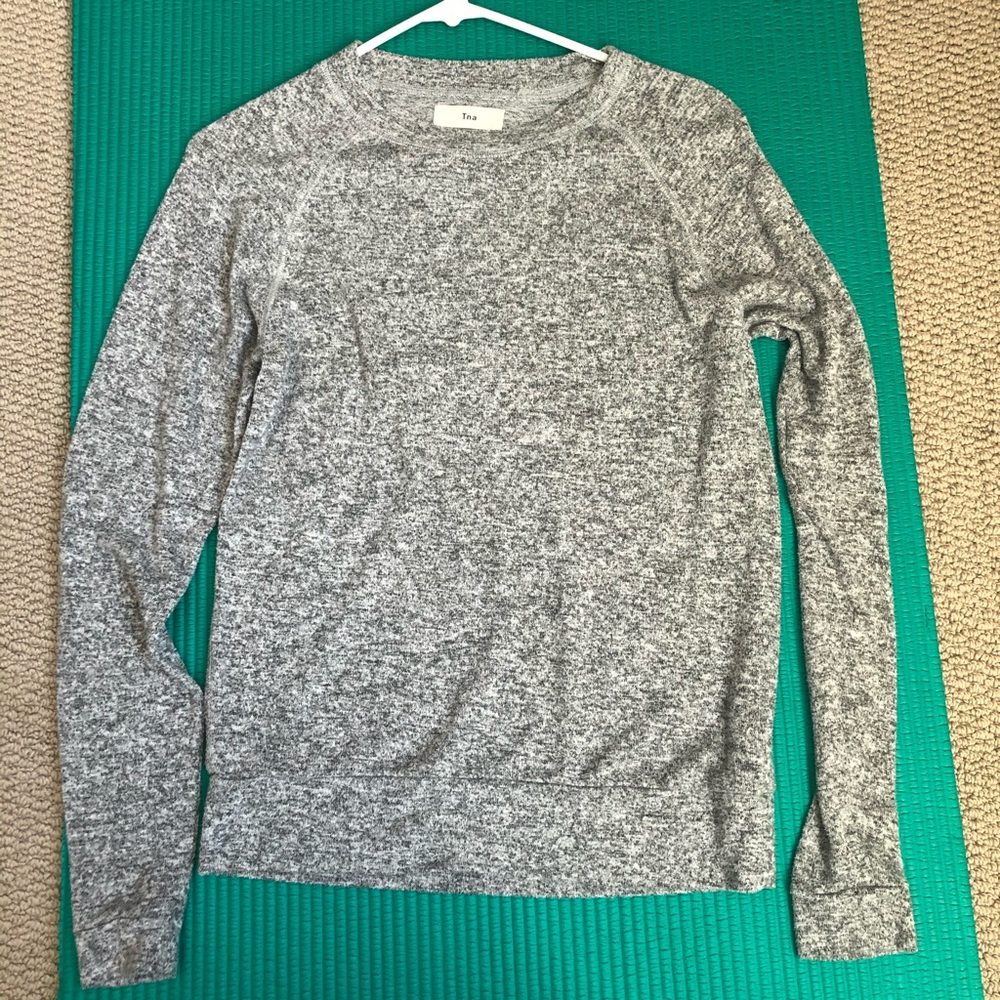 Aritzia TNA top